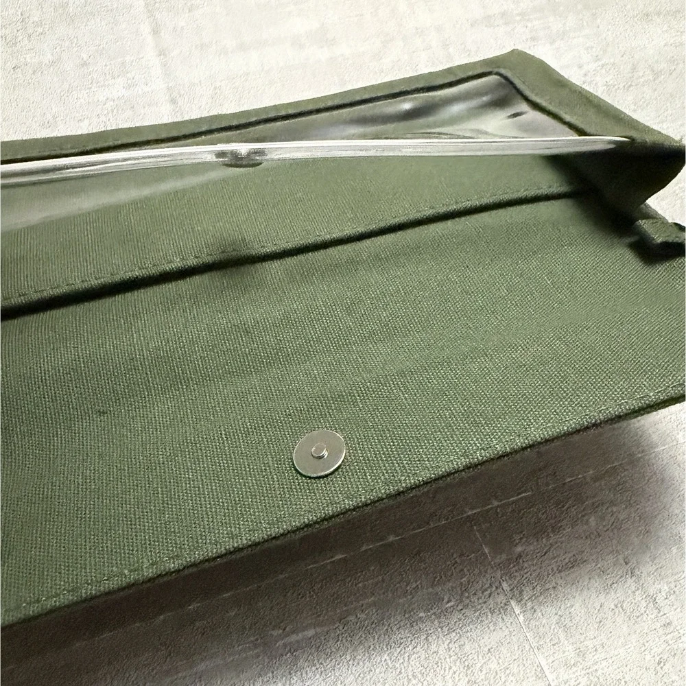 King Jim FLATTY Works Pen Case Green Slim & Hard Handy To Use Magnetic‎ Closure